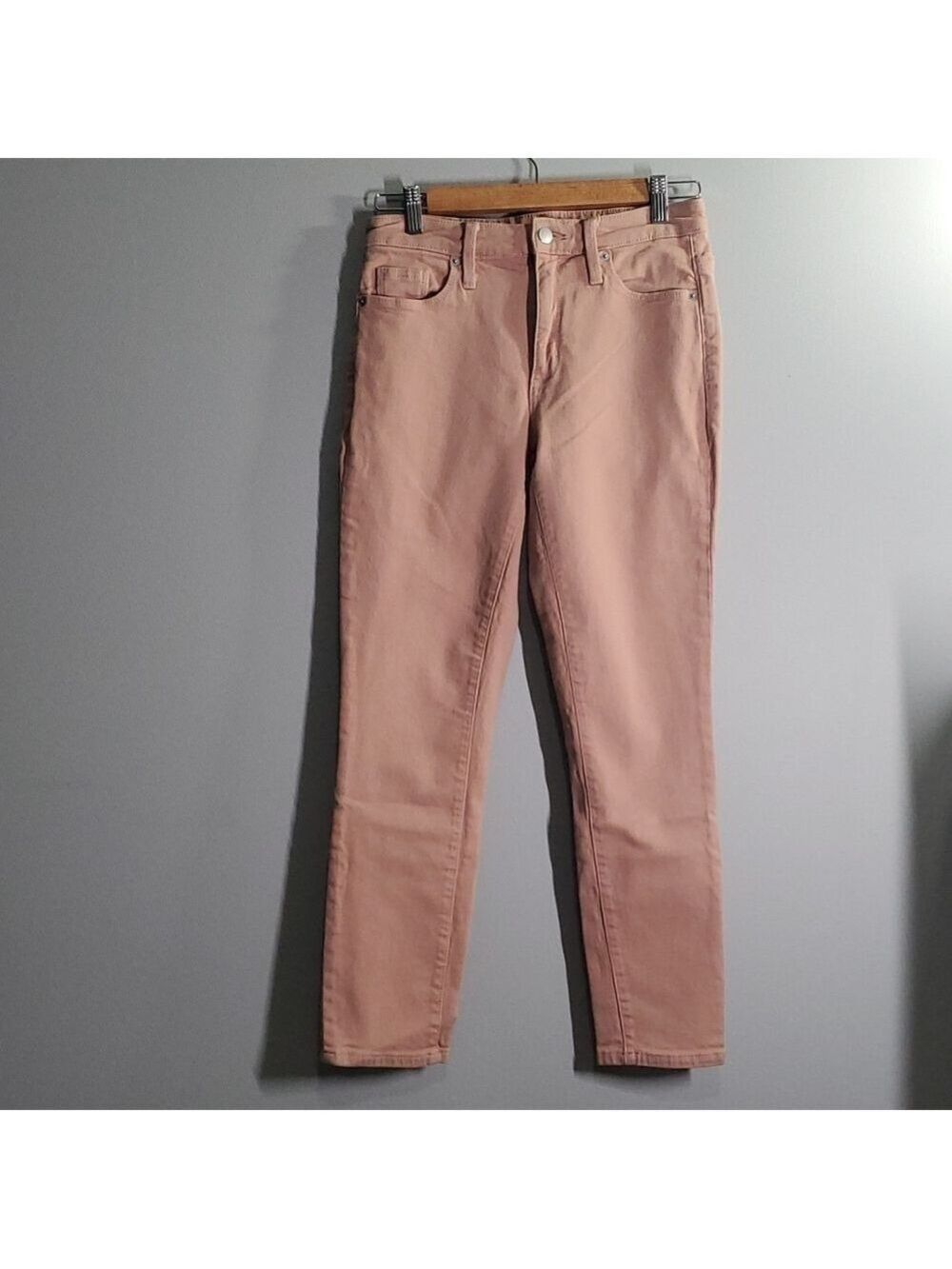 Universal Thread jeans Women’s size 2 Pink High Rise Skinny Crop
